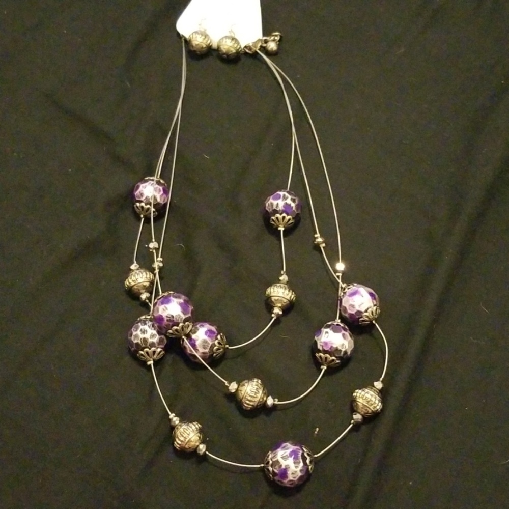 Necklace & Earrings
